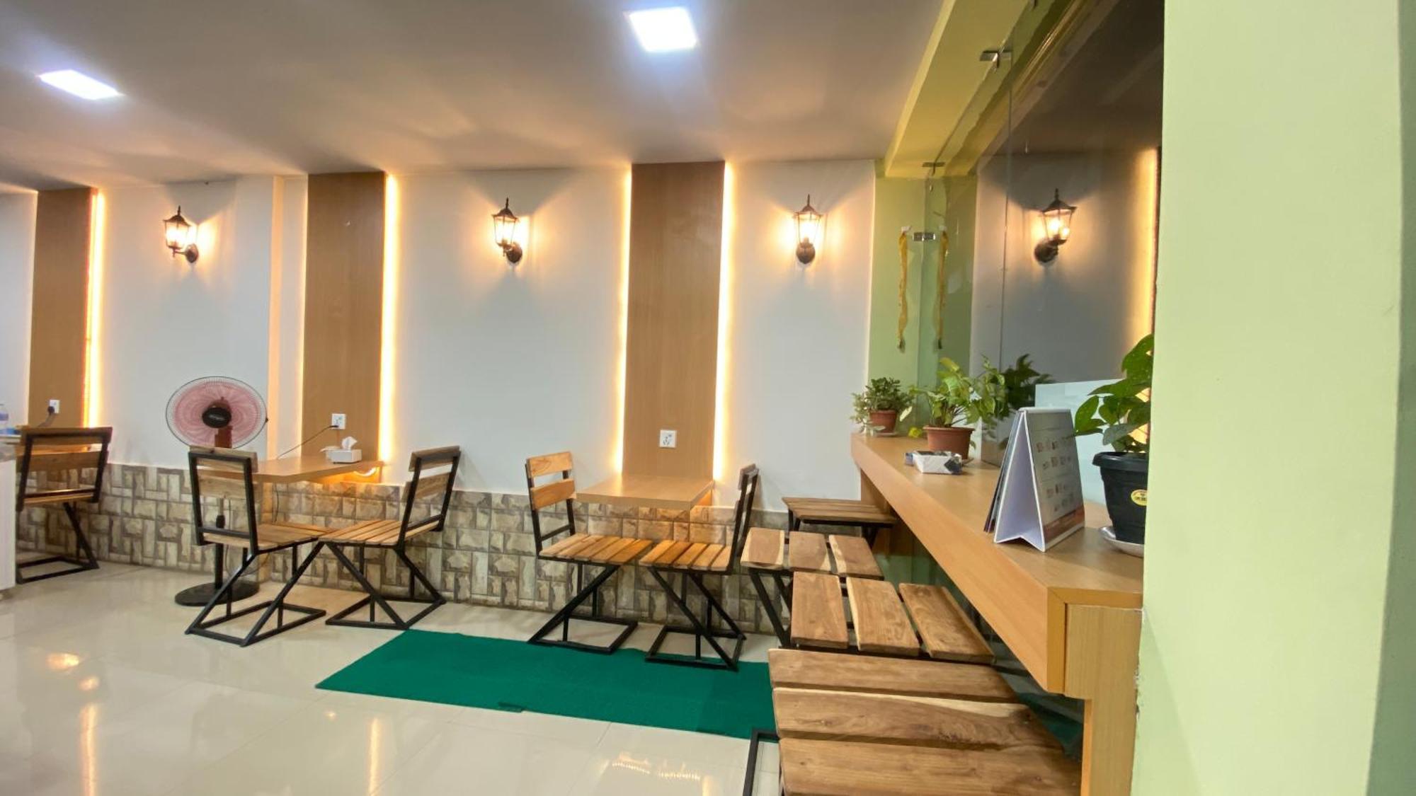 Gorkha Chhen Bed & Breakfast Bagian luar foto